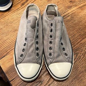 Mens converse. Size 8